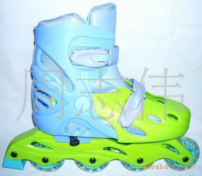 外贸热卖！探秘永康安马文体塑料架溜冰鞋